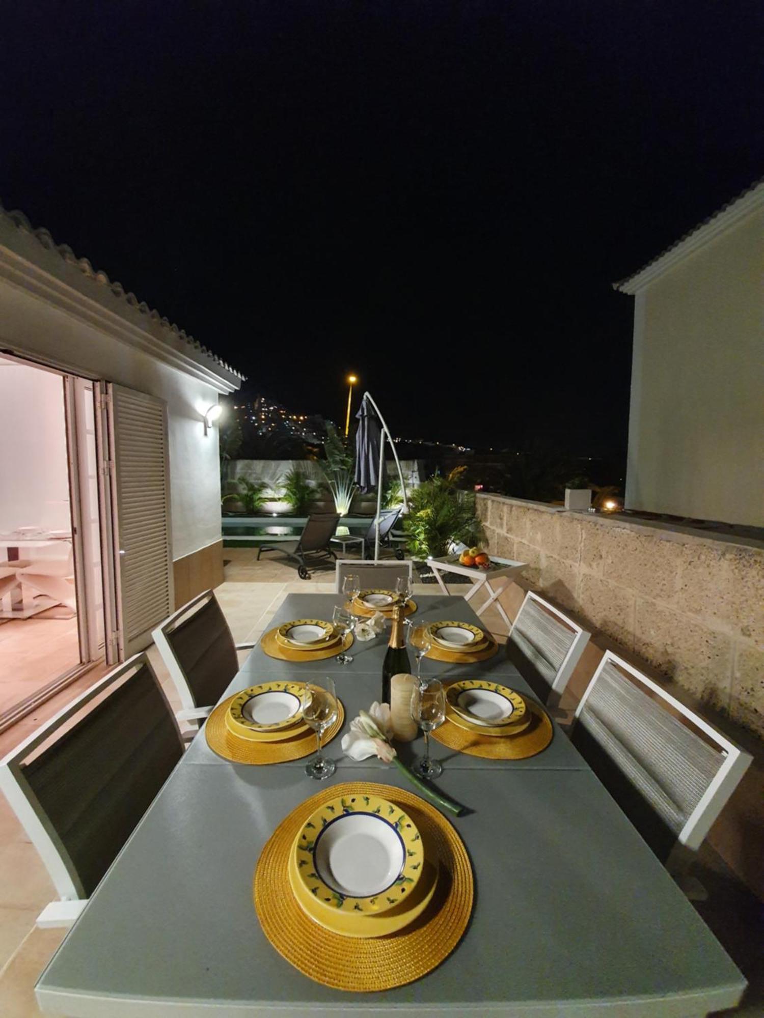 Villa Vanesa Luxury Private Villa With A Heated Pool, 4 Bedrooms And 4 Bathrooms 아데제 외부 사진