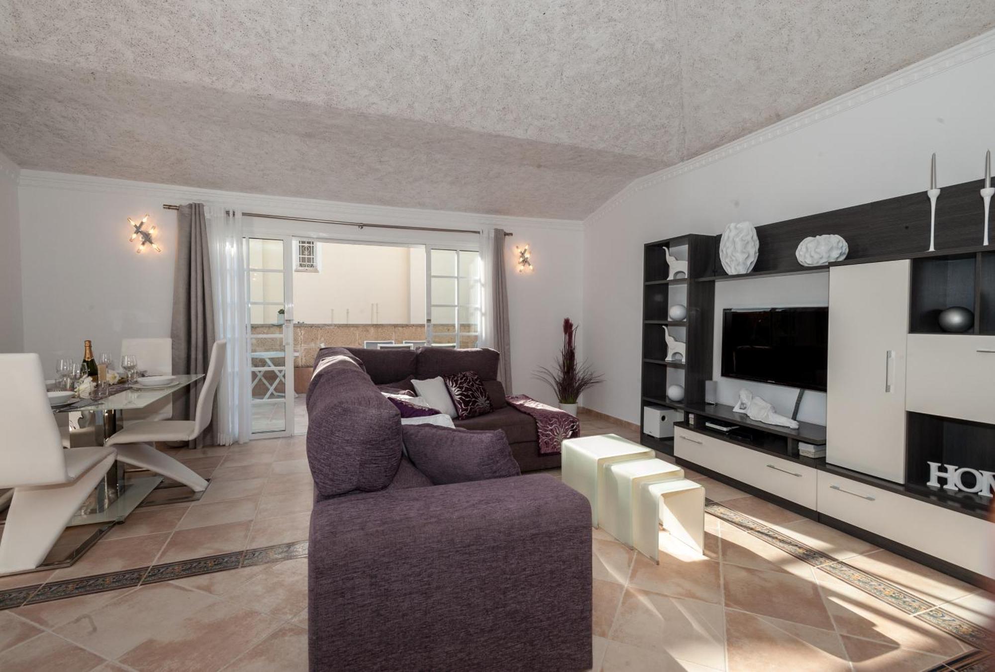 Villa Vanesa Luxury Private Villa With A Heated Pool, 4 Bedrooms And 4 Bathrooms 아데제 외부 사진