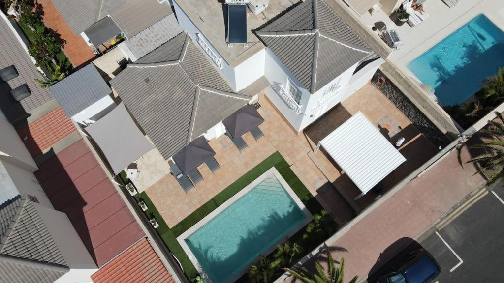 Villa Vanesa Luxury Private Villa With A Heated Pool, 4 Bedrooms And 4 Bathrooms 아데제 외부 사진