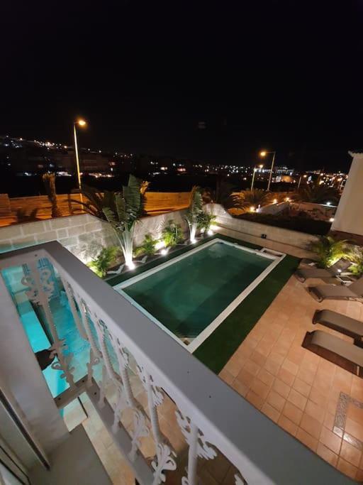 Villa Vanesa Luxury Private Villa With A Heated Pool, 4 Bedrooms And 4 Bathrooms 아데제 외부 사진