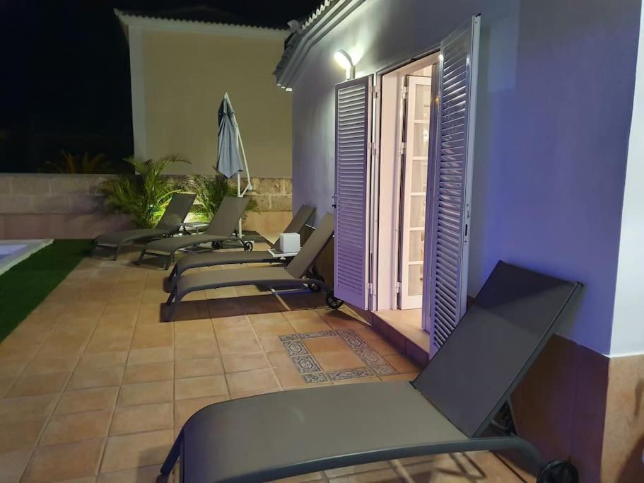 Villa Vanesa Luxury Private Villa With A Heated Pool, 4 Bedrooms And 4 Bathrooms 아데제 외부 사진