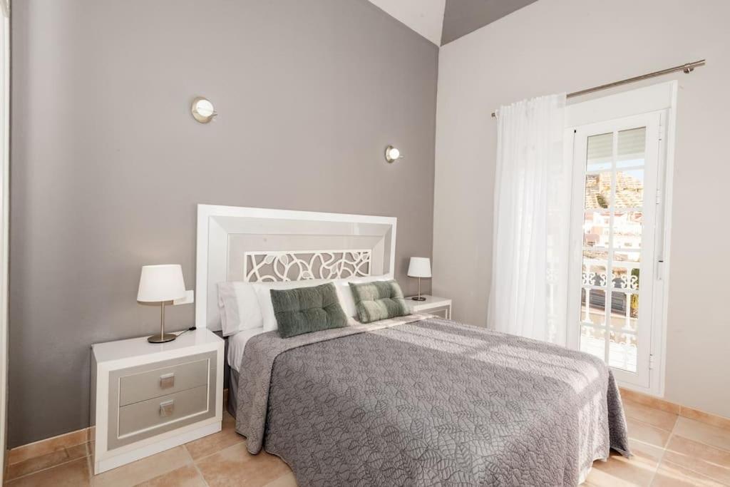 Villa Vanesa Luxury Private Villa With A Heated Pool, 4 Bedrooms And 4 Bathrooms 아데제 외부 사진
