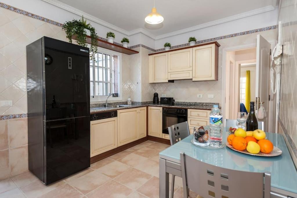 Villa Vanesa Luxury Private Villa With A Heated Pool, 4 Bedrooms And 4 Bathrooms 아데제 외부 사진