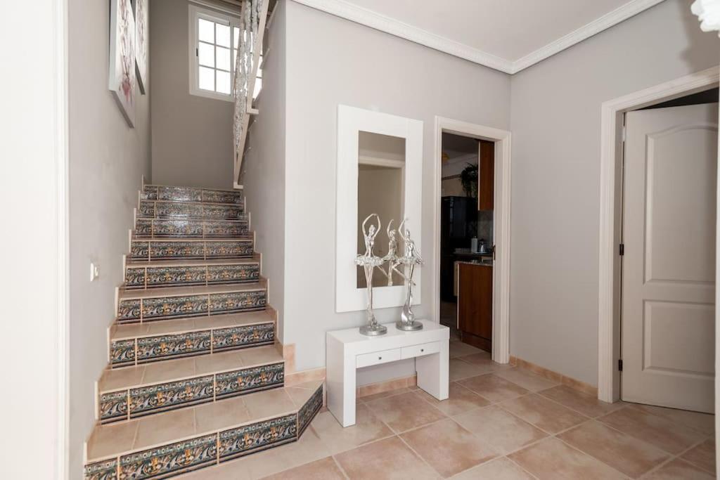 Villa Vanesa Luxury Private Villa With A Heated Pool, 4 Bedrooms And 4 Bathrooms 아데제 외부 사진